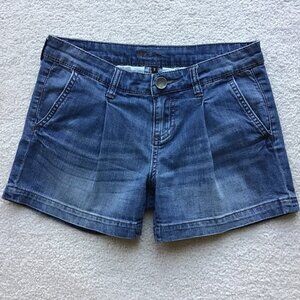 KUT FROM THE KLOTH BLUE JEAN SHORTS Size 2